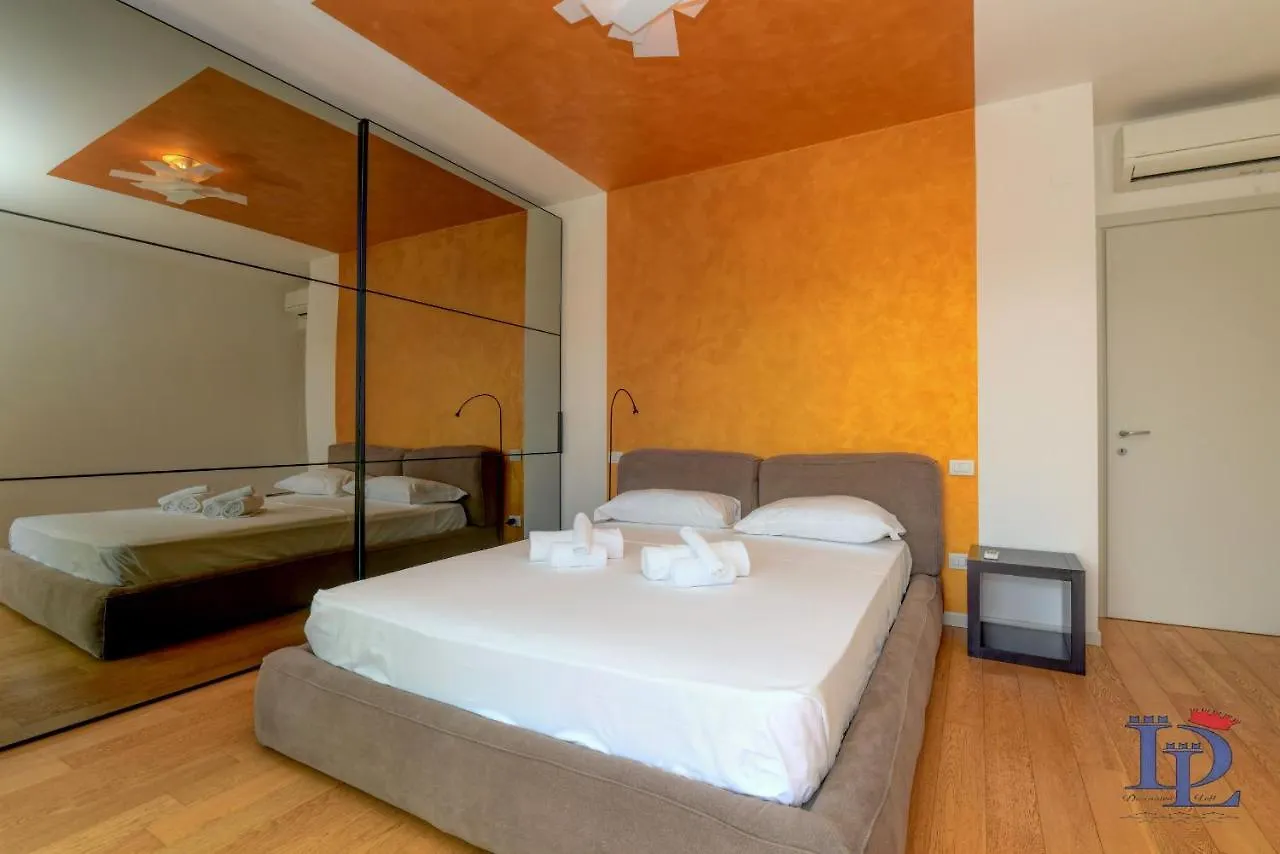 Apartment Desenzanoloft Official Partner Marriott Homes & Villas - Oscar Luxury Suite Desenzano del Garda