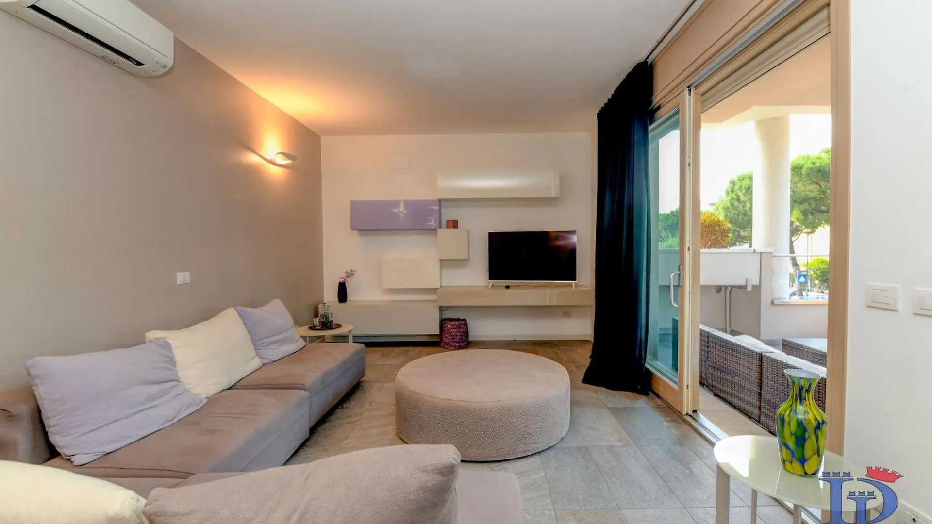 Apartment Desenzanoloft Official Partner Marriott Homes & Villas - Oscar Luxury Suite Desenzano del Garda Italy